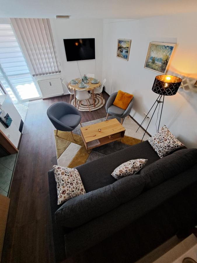 Rozsa Apartman ケストヘイ エクステリア 写真
