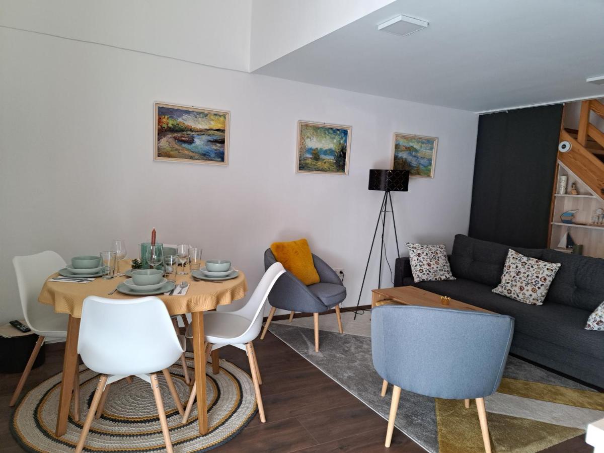 Rozsa Apartman ケストヘイ エクステリア 写真